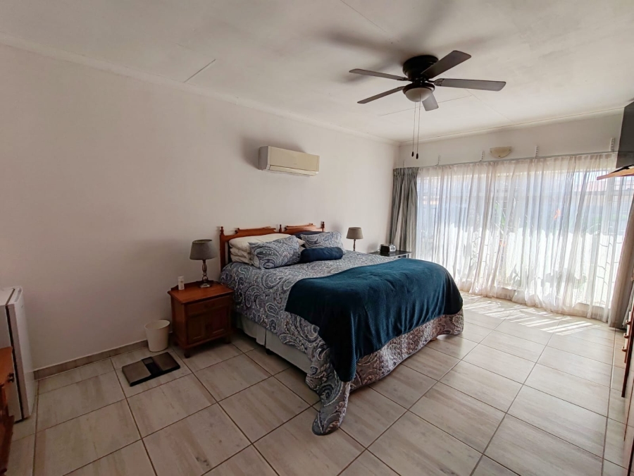 5 Bedroom Property for Sale in Miederpark North West